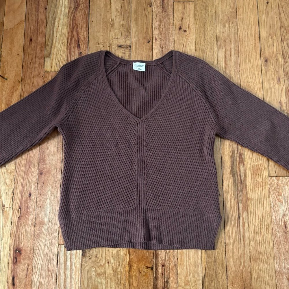 Abercrombie LuxeLoft V-Neck Sweater